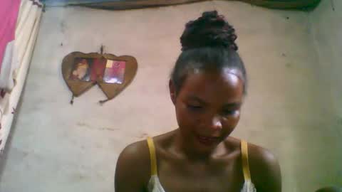 Snapshot of naylah313 chatting on 02/10/26, 05:11 Nayla online show from 02/10/26, 05:11