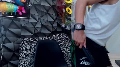 Snapshot of nazper_ chatting on 02/26/25, 11:15 Nazper online show from 02/26/25, 11:15