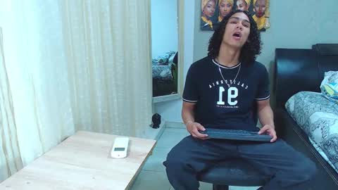 Snapshot of nazper_ chatting on 09/21/25, 04:08 Nazper online show from 09/21/25, 04:08