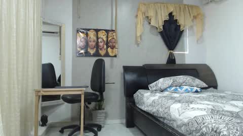 Snapshot of nazper_ chatting on 09/28/25, 04:01 Nazper online show from 09/28/25, 04:01