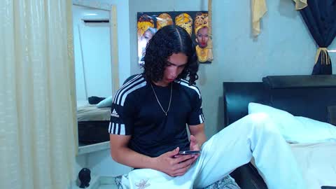 Snapshot of nazper_ chatting on 10/03/25, 03:53 Nazper online show from 10/03/25, 03:53