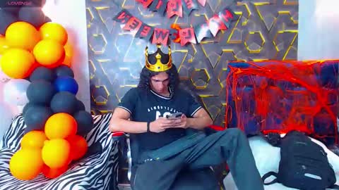 Snapshot of nazper_ chatting on 10/21/25, 04:08 Nazper online show from 10/21/25, 04:08