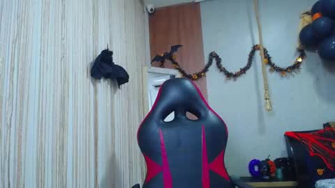 Snapshot of nazper_ chatting on 11/04/25, 04:39 Nazper online show from 11/04/25, 04:39