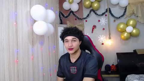 Snapshot of nazper_ chatting on 11/15/25, 06:11 Nazper online show from 11/15/25, 06:11