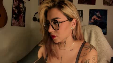 nazzz10 online show from 04/11/26, 02:21