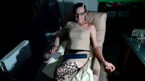 Hi Im CJ online show from 01/17/25, 10:55