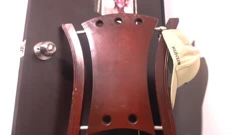 Laura   online show from 03/08/25, 08:57