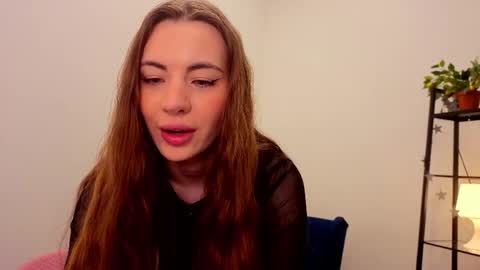 Mia online show from 03/30/26, 05:19