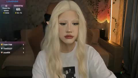 Eva online show from 03/19/26, 07:01