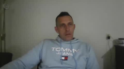 nederland77 online show from 12/29/24, 05:21