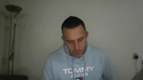 Snapshot of nederland77 chatting on 01/02/25, 07:01 nederland77 online show from 01/02/25, 07:01