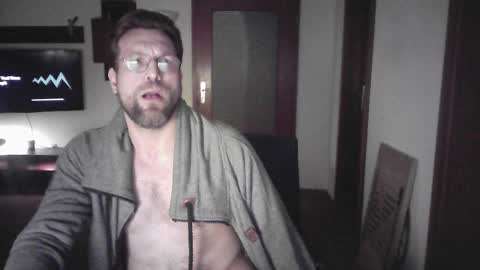 Sebastian online show from 12/08/24, 06:43