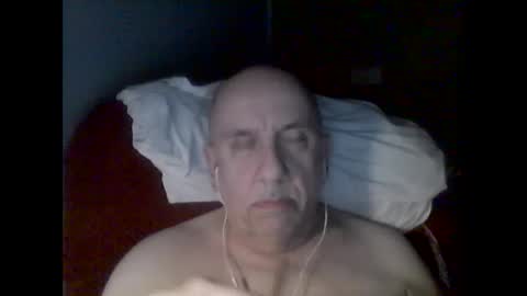 Tom online show from 10/03/25, 01:13