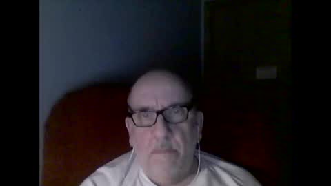 Tom online show from 12/19/25, 01:56