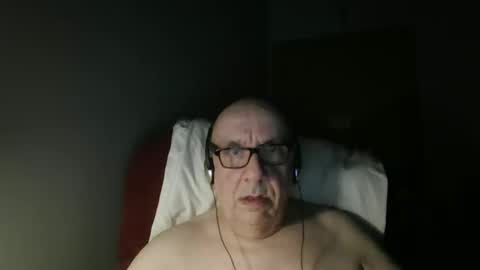 Tom online show from 04/25/26, 01:08