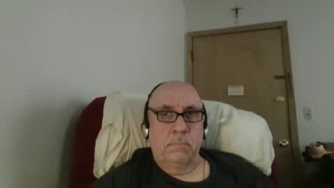 Tom online show from 06/06/26, 08:57