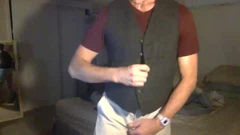 needsub online show from 11/26/25, 12:11