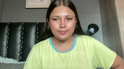 karla online show from 03/10/26, 02:16