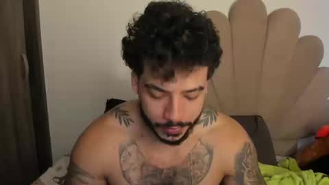 Nei turn green online show from 02/25/26, 01:10