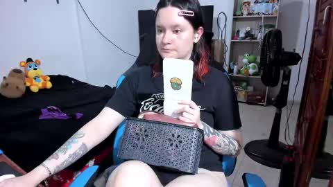 Geek Nicole    im Neeko UwU online show from 05/24/26, 10:04