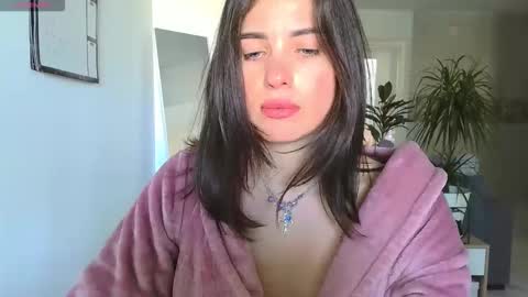 Neferutt online show from 02/24/26, 11:19