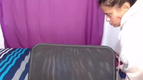 Snapshot of negrita_25 chatting on 09/21/25, 11:01 Zoe online show from 09/21/25, 11:01