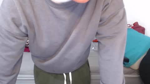 Snapshot of negrita_25 chatting on 10/21/25, 10:38 Zoe online show from 10/21/25, 10:38