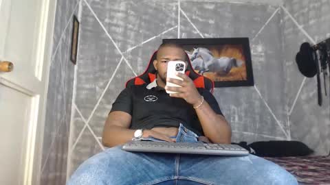 negritomeloso_k18 online show from 11/04/25, 04:06