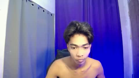 neil_asian69 online show from 02/19/26, 07:37