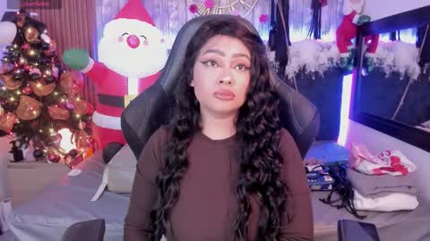 Miah online show from 12/22/25, 12:02