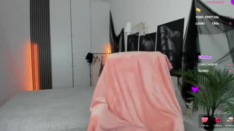 Ela  online show from 05/04/26, 07:26