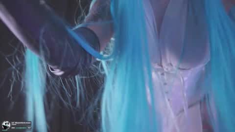 Snapshot of nekyra_san chatting on 10/19/25, 12:22 Mely Birthday party saturday night BYO online show from 10/19/25, 12:22