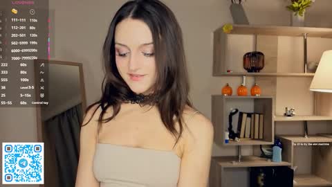 Vicky and Beatrice online show from 02/22/26, 07:12