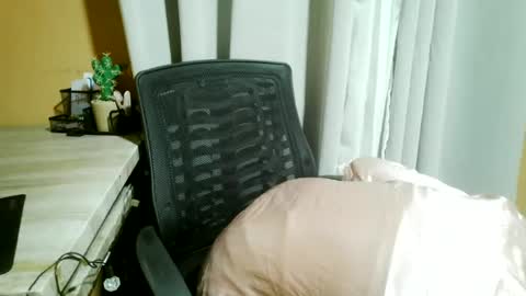 nelia_84 online show from 06/14/26, 02:24