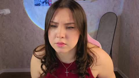 nelie_evans online show from 04/17/26, 09:12