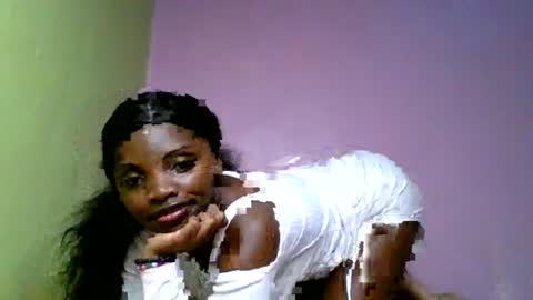 nelly_ebony5 online show from 06/19/26, 01:48