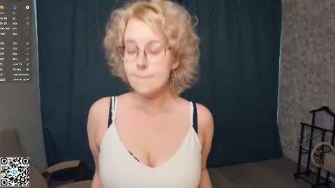 nelly_gloss online show from 06/26/26, 07:46