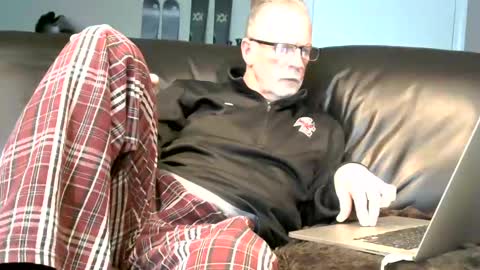 Snapshot of neman4u2c chatting on 01/01/25, 03:23 Jack online show from 01/01/25, 03:23