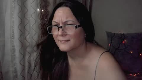 nemiia_long online show from 01/12/25, 07:10