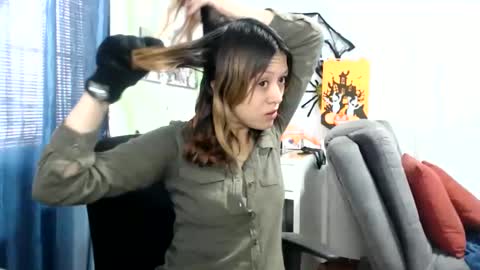 Star  online show from 10/09/25, 04:27