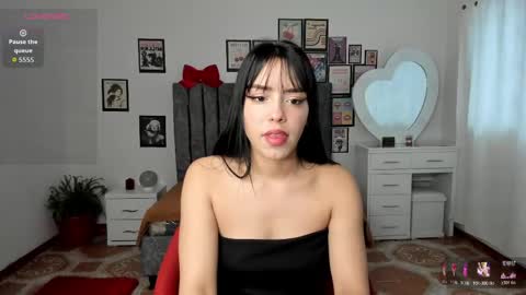 Snapshot of nenitaa_ chatting on 05/06/26, 12:21 nenitaa_ online show from 05/06/26, 12:21