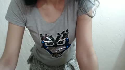 Nensy online show from 01/04/25, 01:21