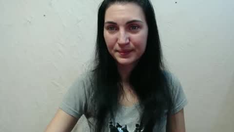 Nensy online show from 01/04/25, 04:43