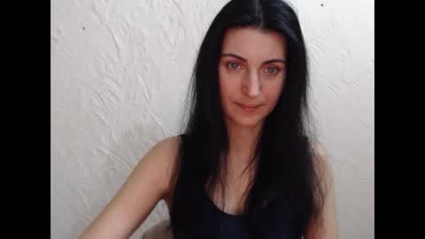 Nensy online show from 02/08/25, 04:47