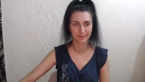 Nensy online show from 04/02/26, 02:15