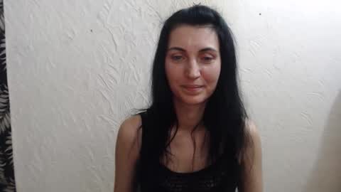 Nensy online show from 04/24/26, 08:44