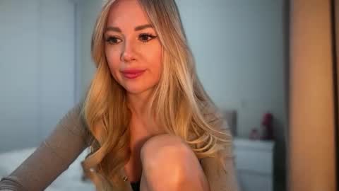 Snapshot of nensysafrons chatting on 04/10/26, 12:10 NensySafrons online show from 04/10/26, 12:10