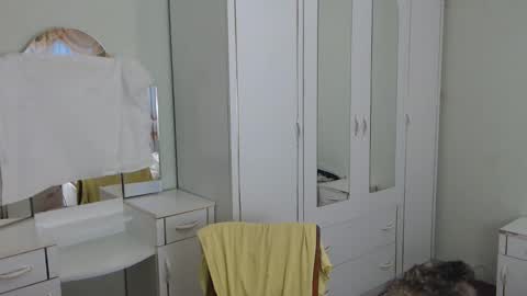 Snapshot of nenvol1 chatting on 12/07/24, 05:59 better ask online show from 12/07/24, 05:59