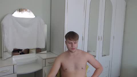 Snapshot of nenvol1 chatting on 12/27/24, 10:23 better ask online show from 12/27/24, 10:23