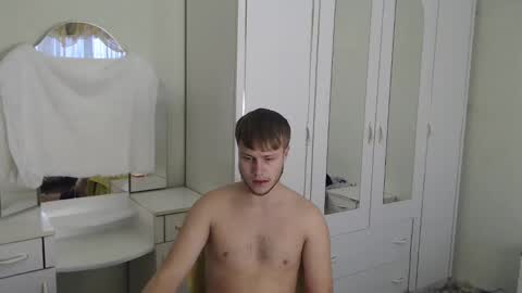 Snapshot of nenvol1 chatting on 01/16/25, 01:36 better ask online show from 01/16/25, 01:36